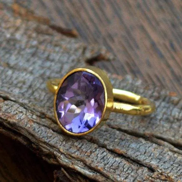 Amethyst gemstone gold ring, 14k yellow gold Amethyst ring