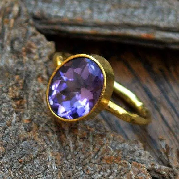 Amethyst gemstone gold ring, 14k yellow gold Amethyst ring