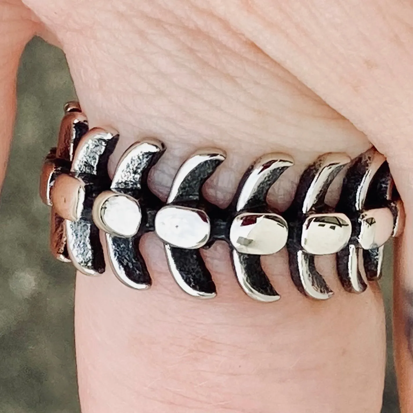 Bonez Ring - R126