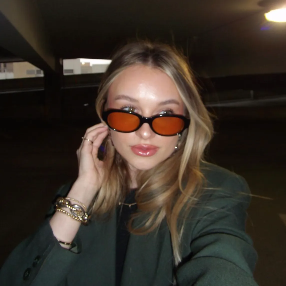 BROOKE IN AMBER TINT