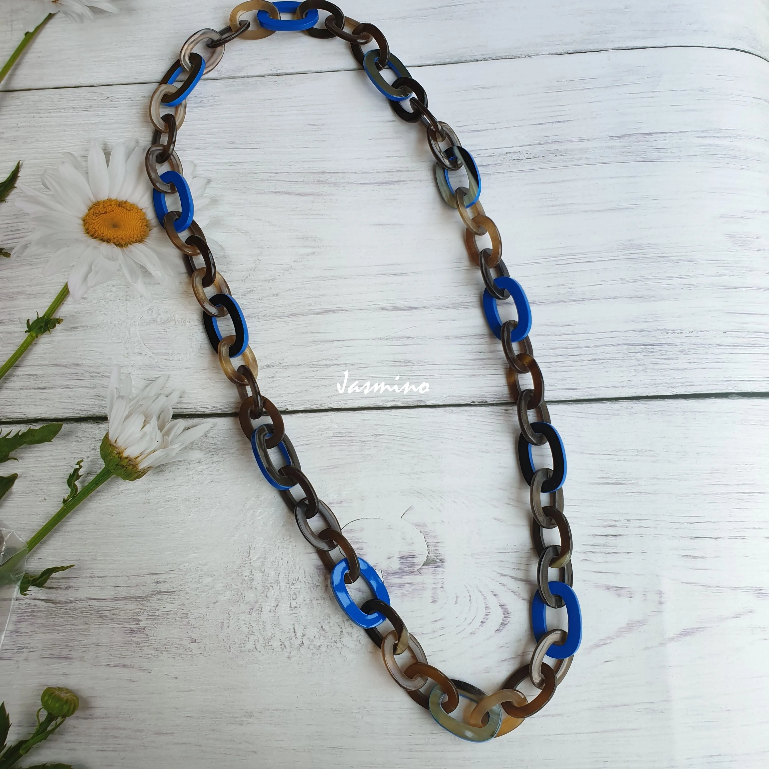 Elegant Handmade Necklace J18166, Made by Natural Buffalo Horn and Lacquer