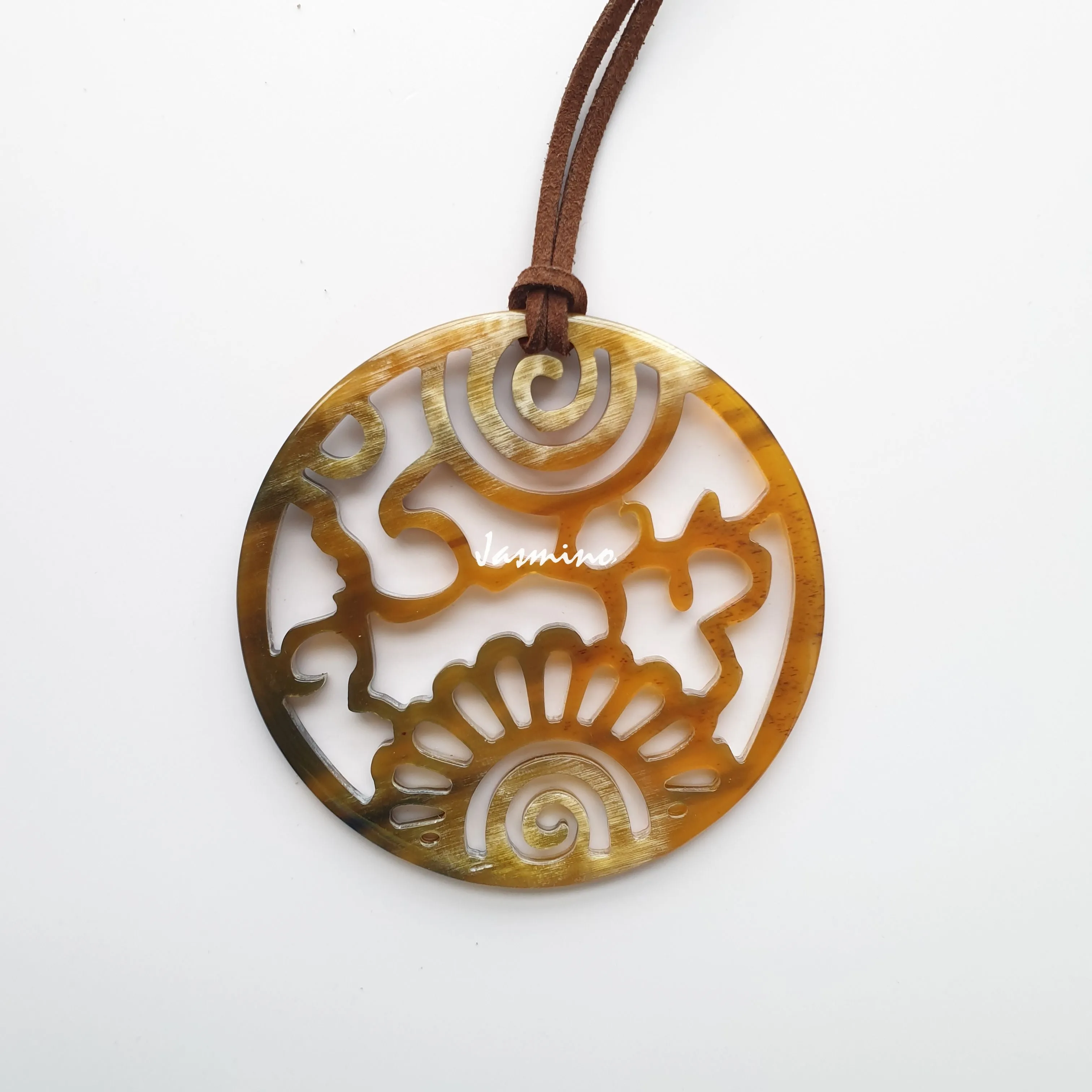 Natural Handmade Buffalo Horn Pendant J17967, Enhanced Value for Women