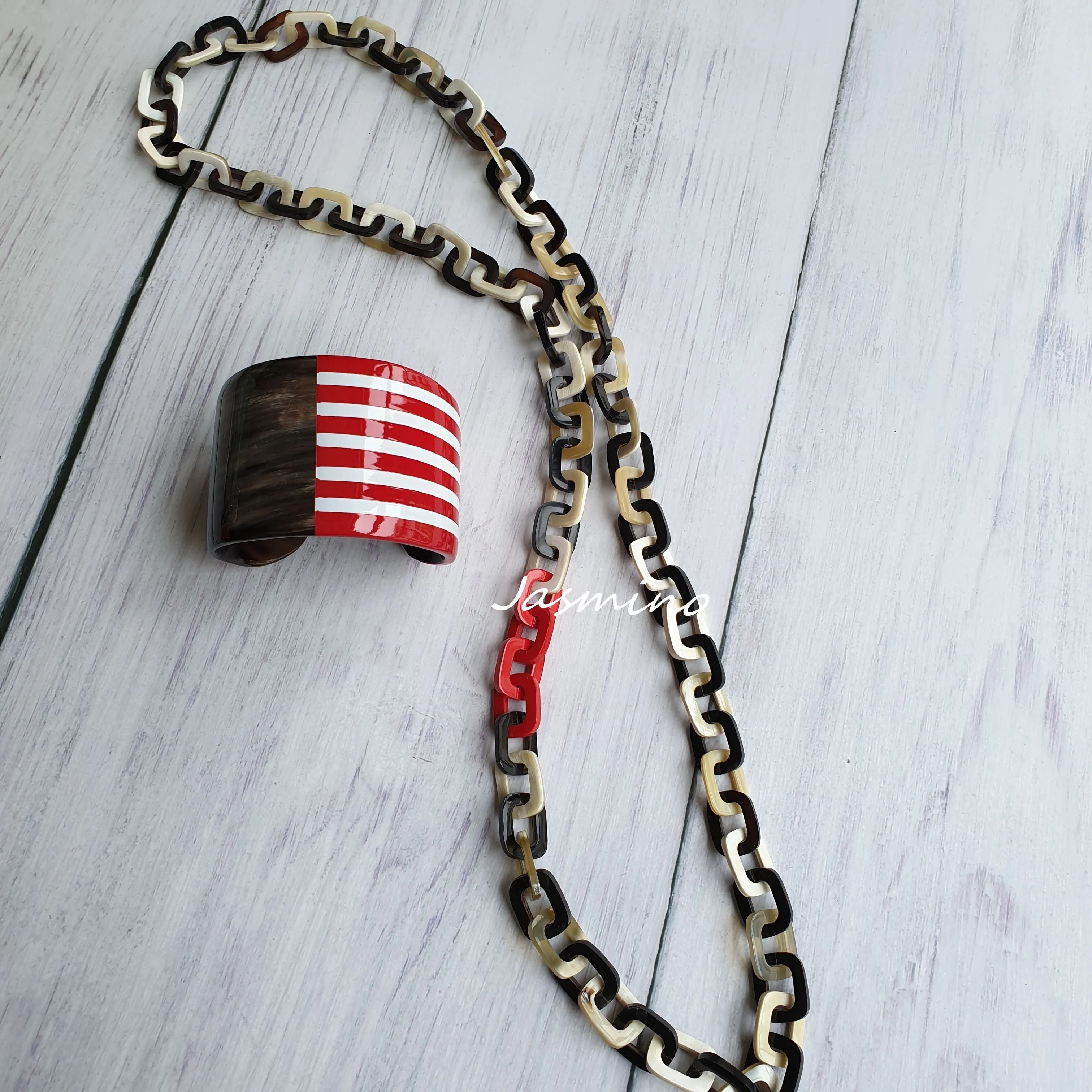 Natural Handmade Jewelry J18176, Made by Buffalo Horn and Lacquer
