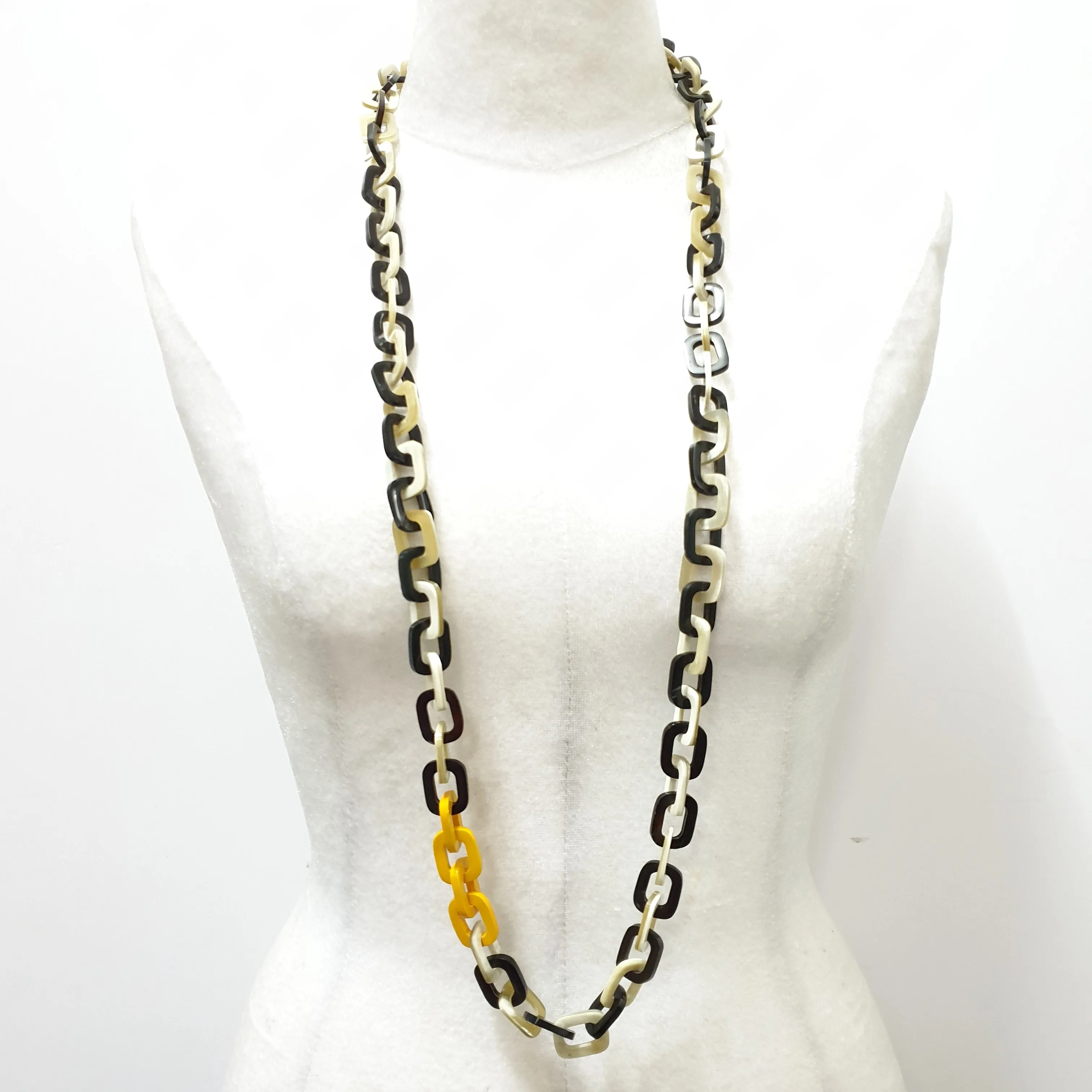 Natural Handmade Jewelry J18176, Made by Buffalo Horn and Lacquer