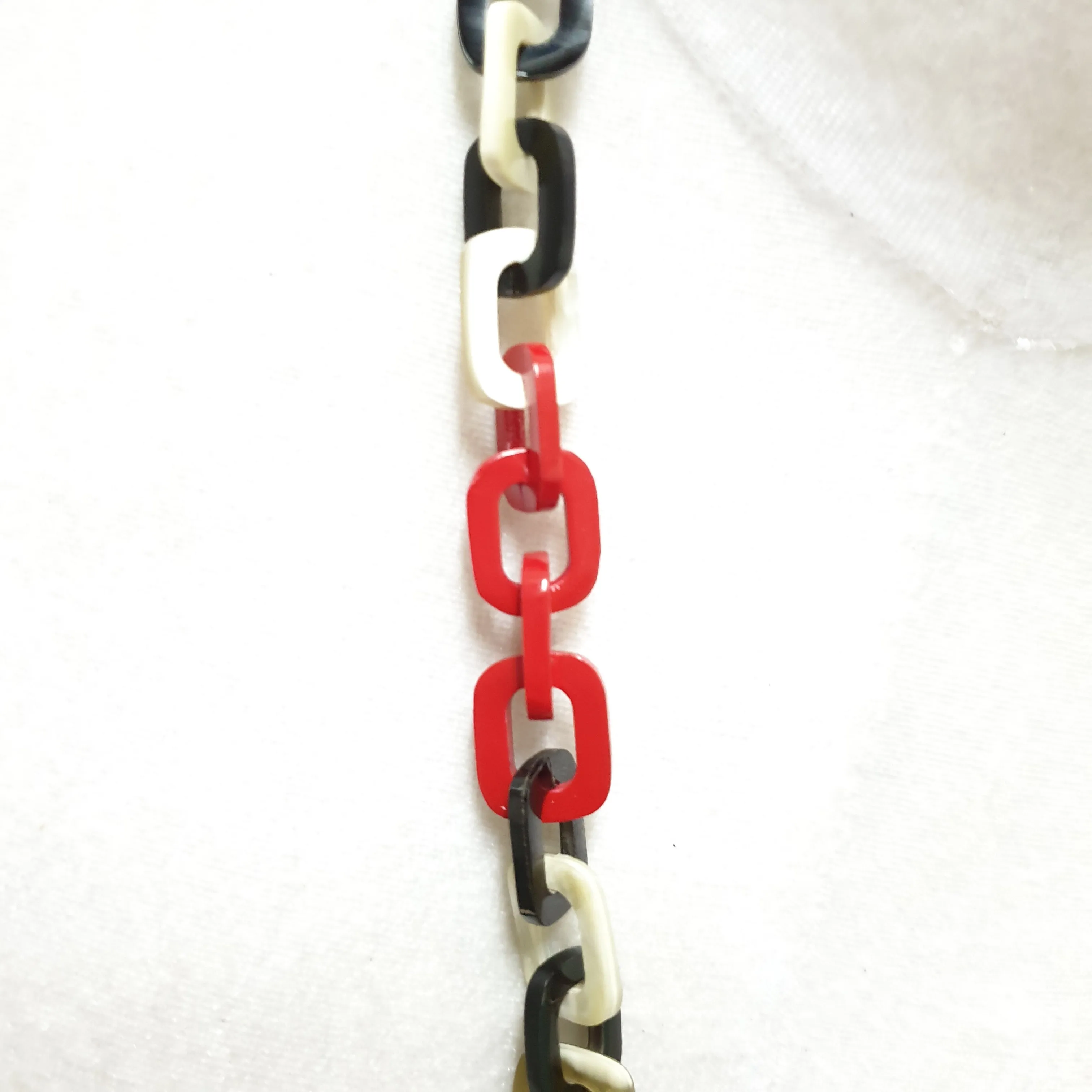 Natural Handmade Jewelry J18176, Made by Buffalo Horn and Lacquer