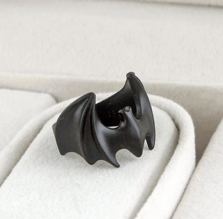 Ominous Bat Ring