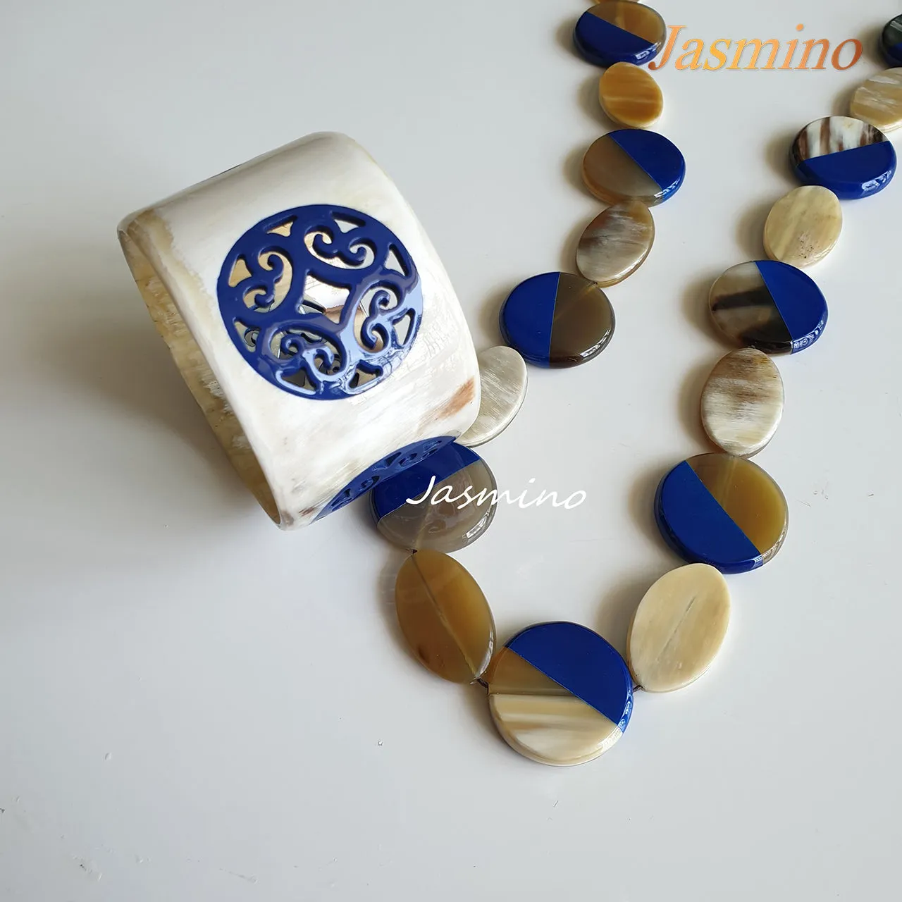 Rustic Buffalo Horn Necklace J17516, Handmade Product from Vietnam